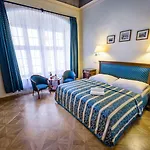 Elite Hotel