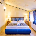 Elite Hotel