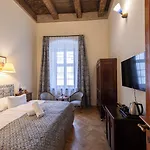 Hotel Elite 4*