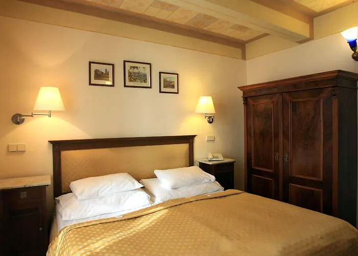 Hotel Elite 4*