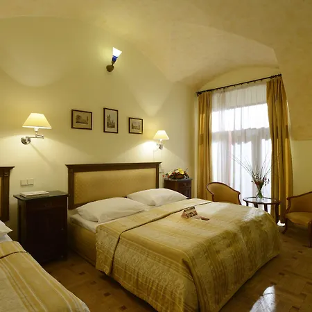 Elite Hotel