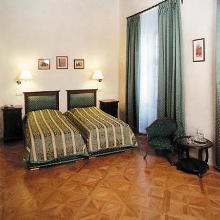 Elite Hotel