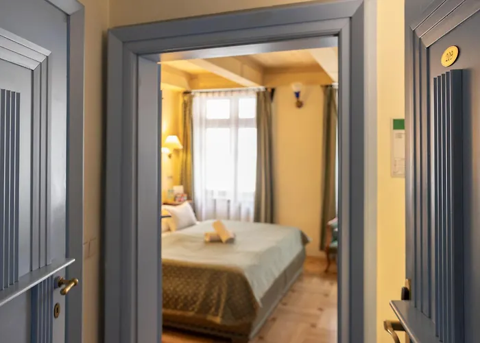 Elite Hotel