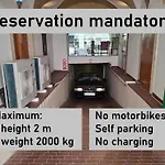 Отель Elite